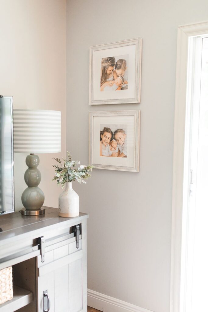 There are many benefits of displaying family photos in your home